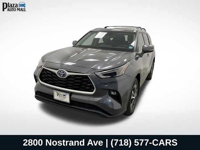 2022 Toyota Highlander Hybrid XLE